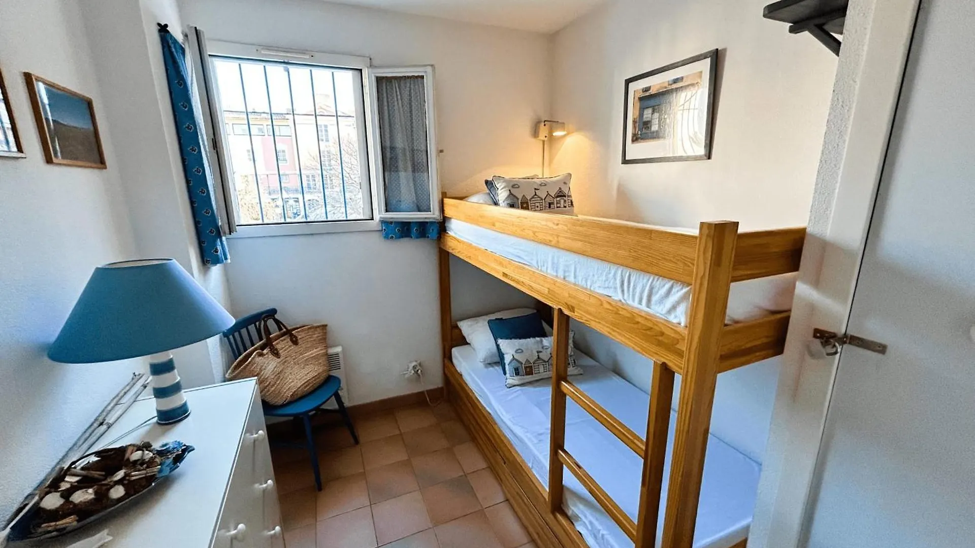 Lovely 3-Room Apartment With Ac And Wifi - Lift غريمو